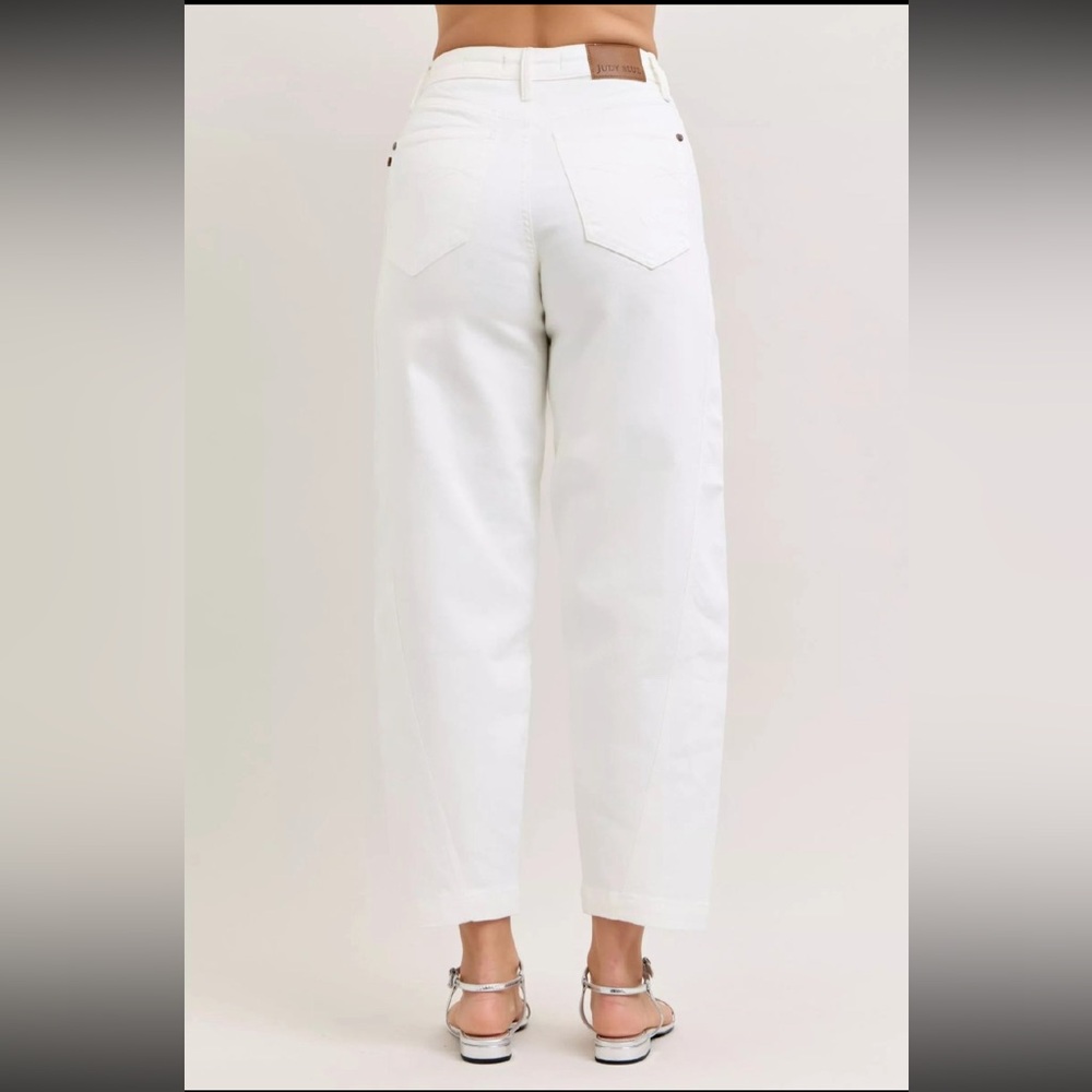 Judy Blue High-Waisted Rigid Magic Panel Barrel Jeans - Picture 3 of 5